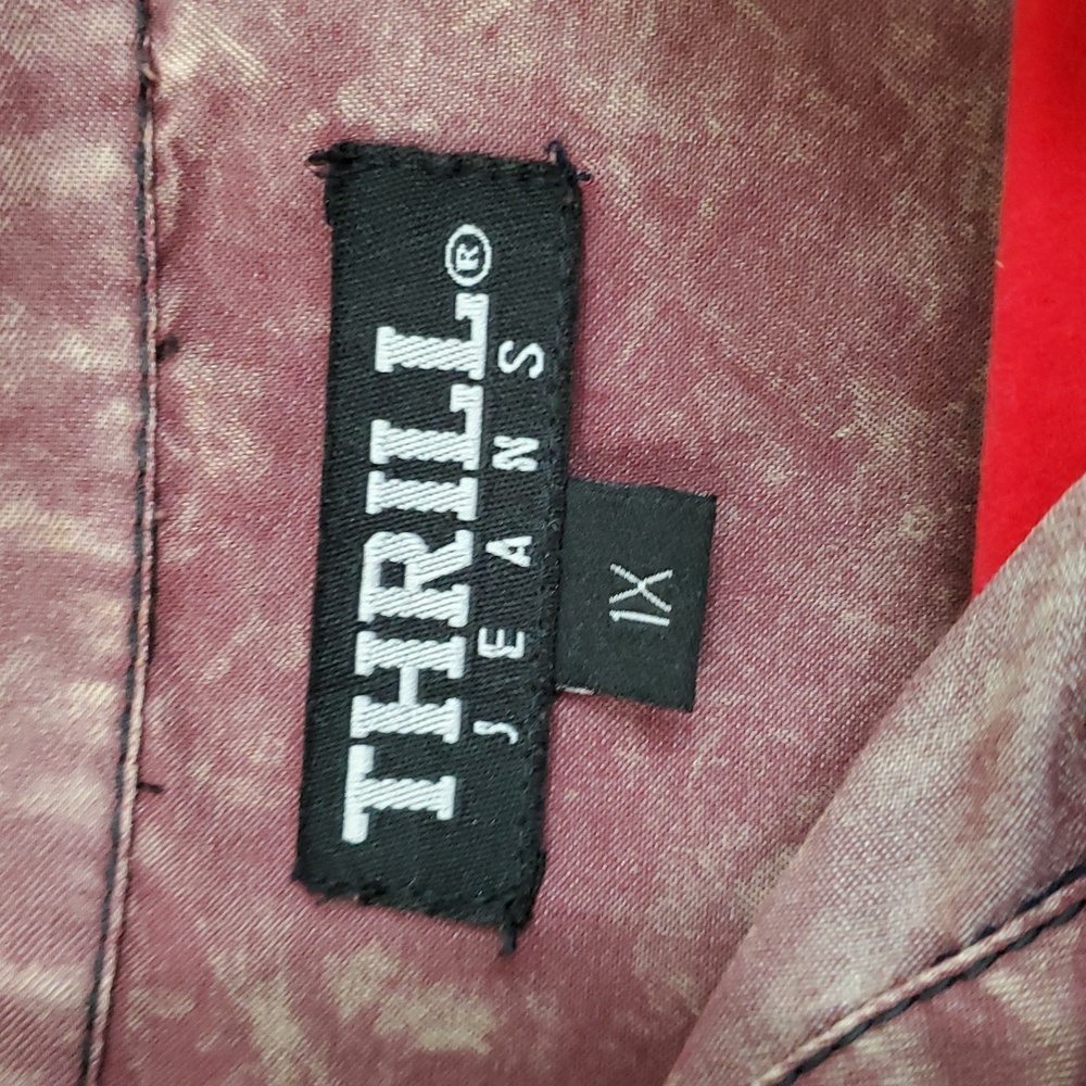 Distressed Button-Up Shirt with Frayed Hem - Picture 5 of 9